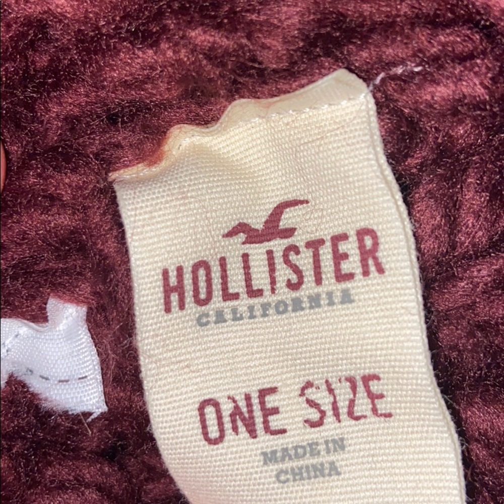 Scarf - Picture 2 of 3